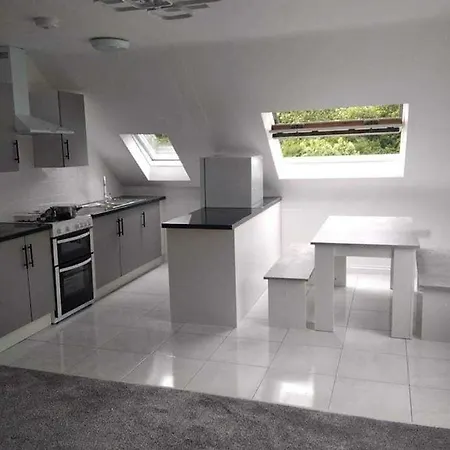 Lakeview House * Galway